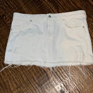 Zara White Frayed Hem Mini Skirt